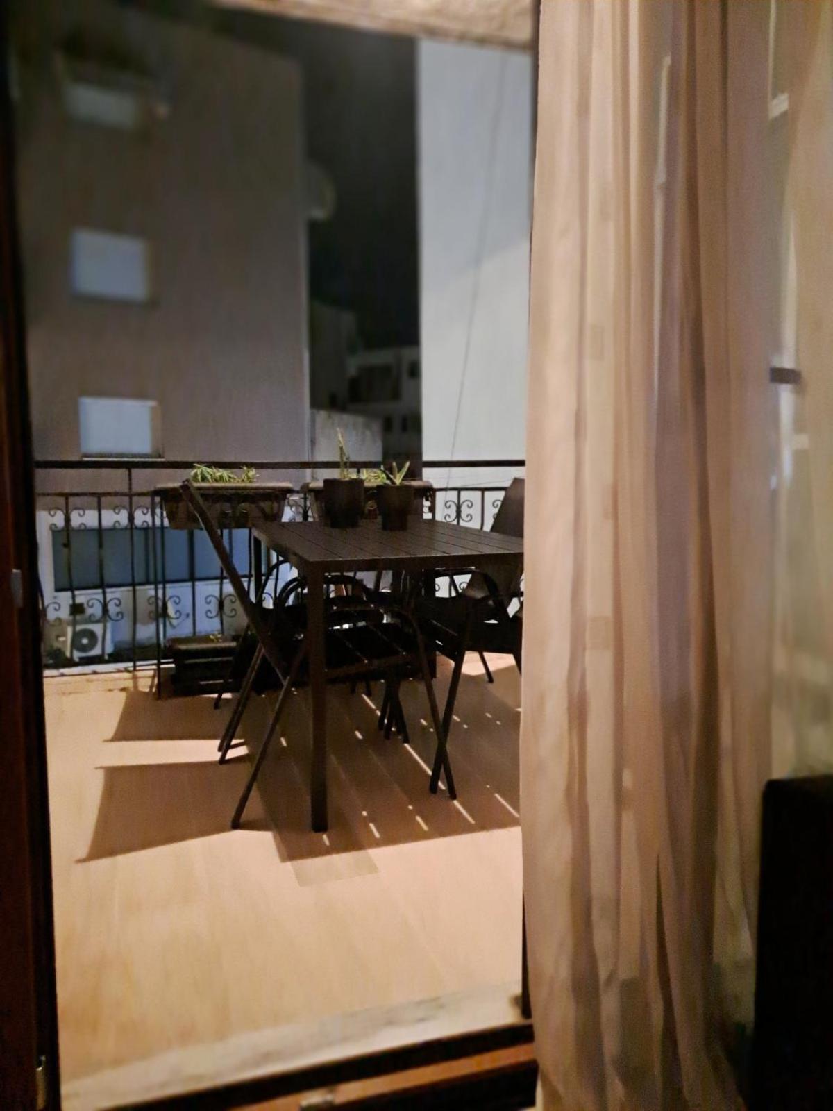Apartment Center O'clock Xanthi
